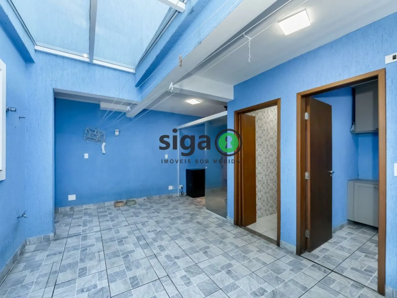 Imagem Casa a venda no Campo Belo, 240 metros, 3 quartos, 2 vagas - Porteira Fechada