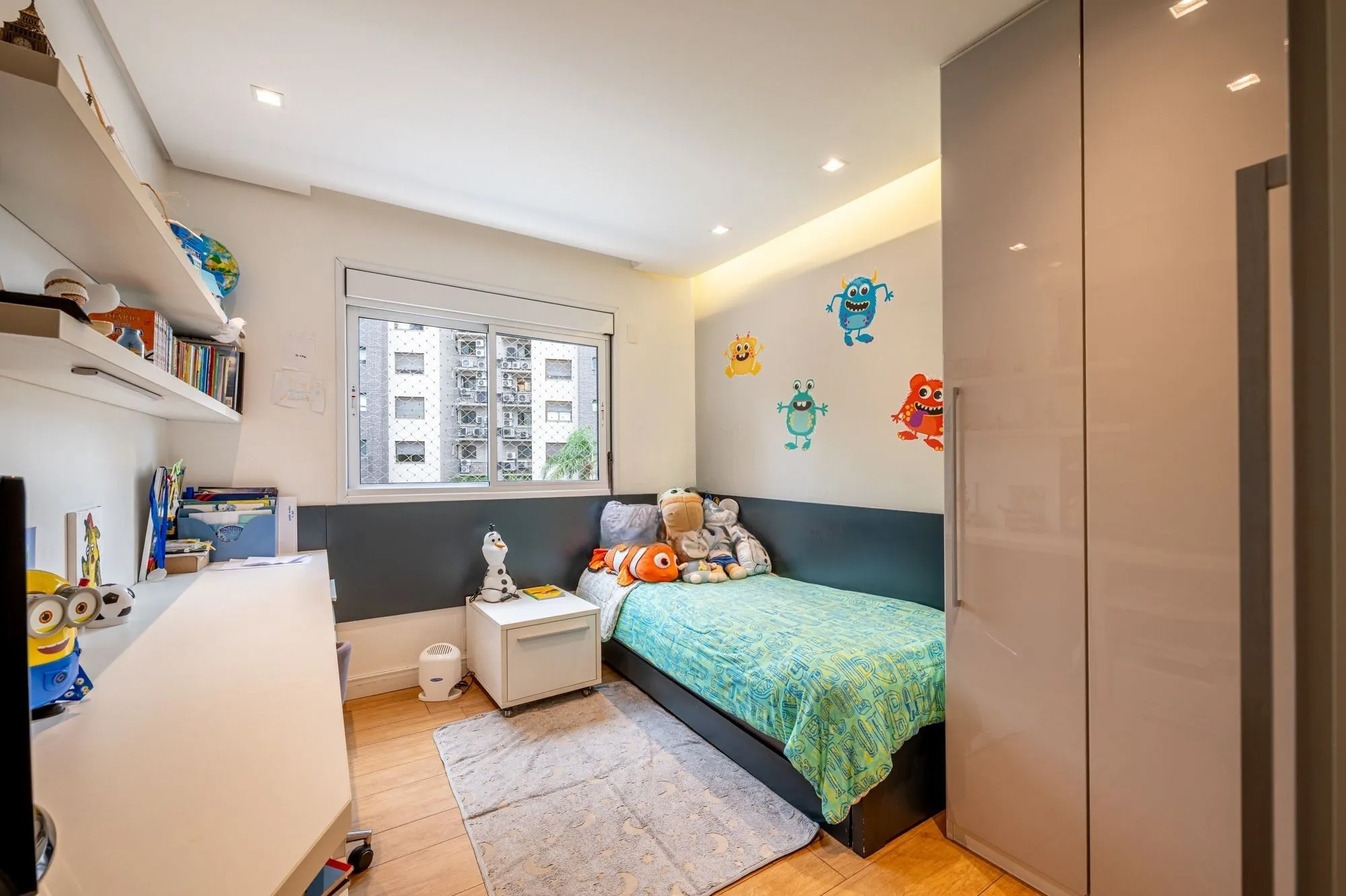 Imagem Apartamento 3 dormitórios, sendo 3 suítes e 3 vagas