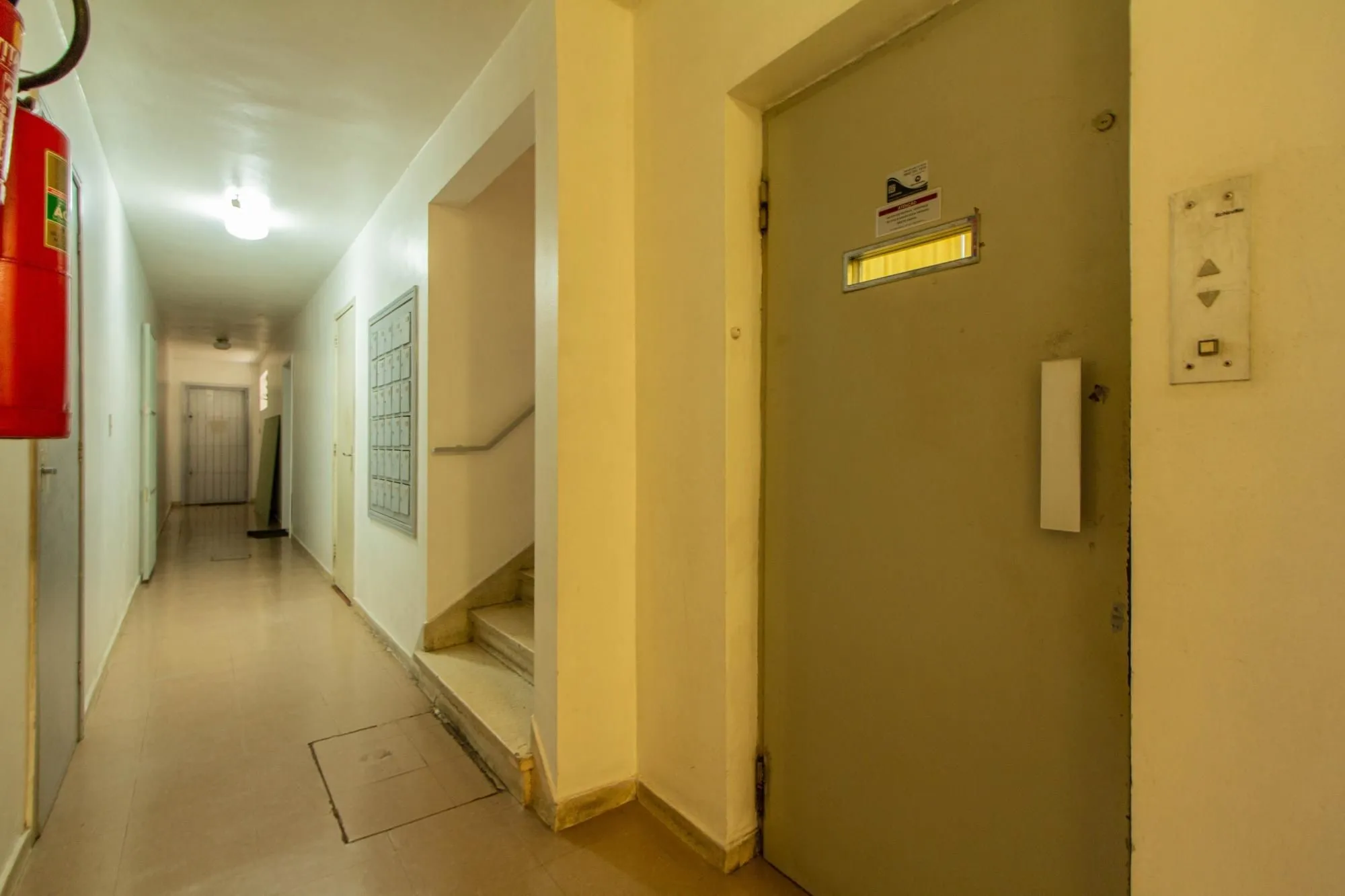Imagem Apartamento Reformado e Semi Mobiliado no Bom Fim