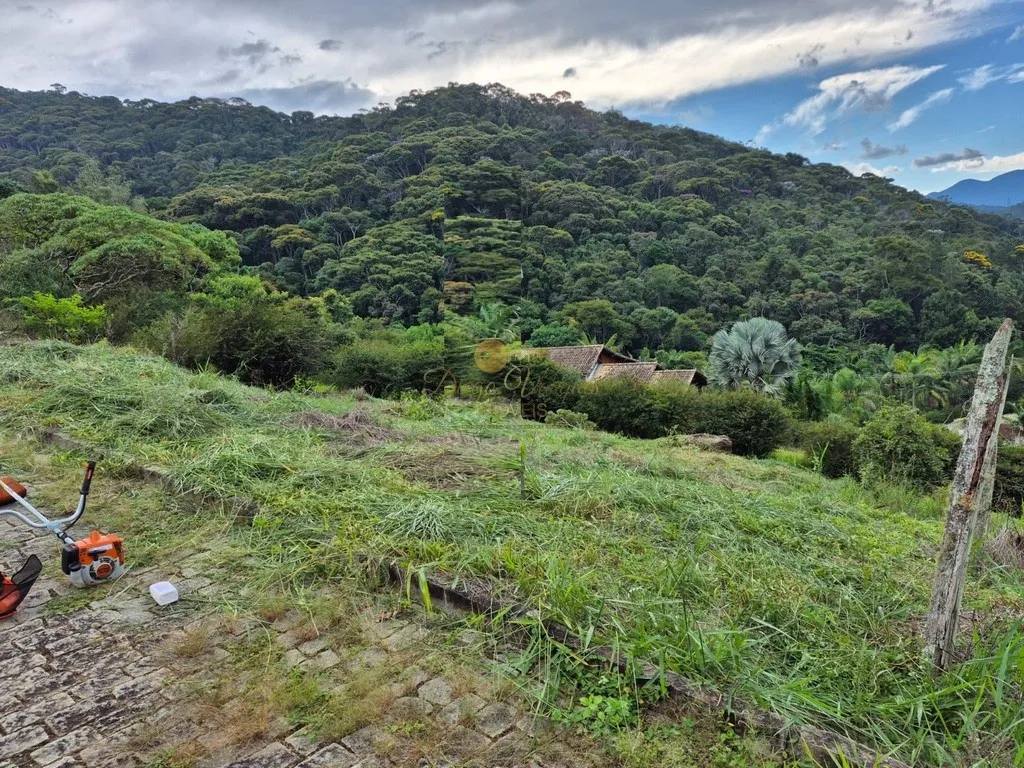 Foto do imóvel Terreno em Condomínio para Venda em Teresópolis / RJ em Estrada Doutor Rogério de Moura Estevão