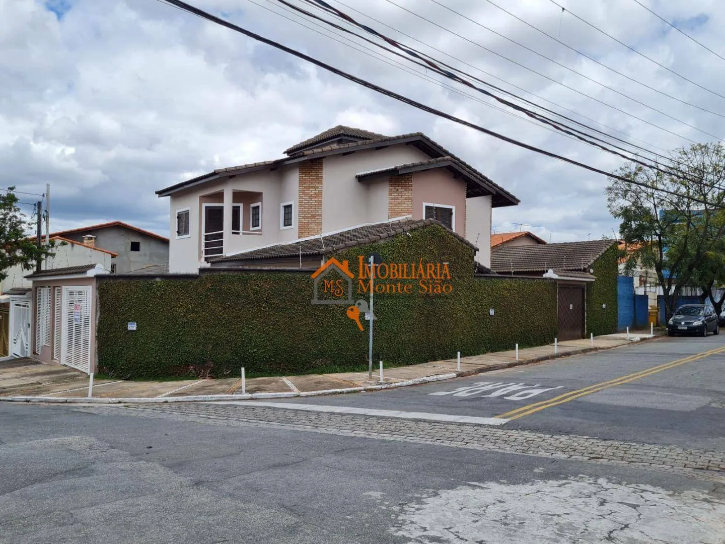 Imagem Sobrado com 3 dormitórios à venda, 219 m² por R$ 1.580.000,00 - Jardim Santa Clara - Guarulhos/SP