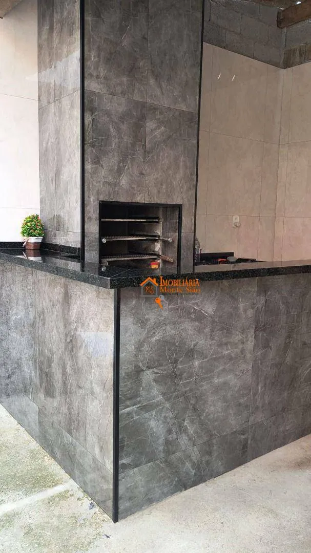 Foto do imóvel Sobrado com 3 dormitórios à venda, 140 m² por R$ 330.000,00 - Parque Residencial Bambi - Guarulhos/SP