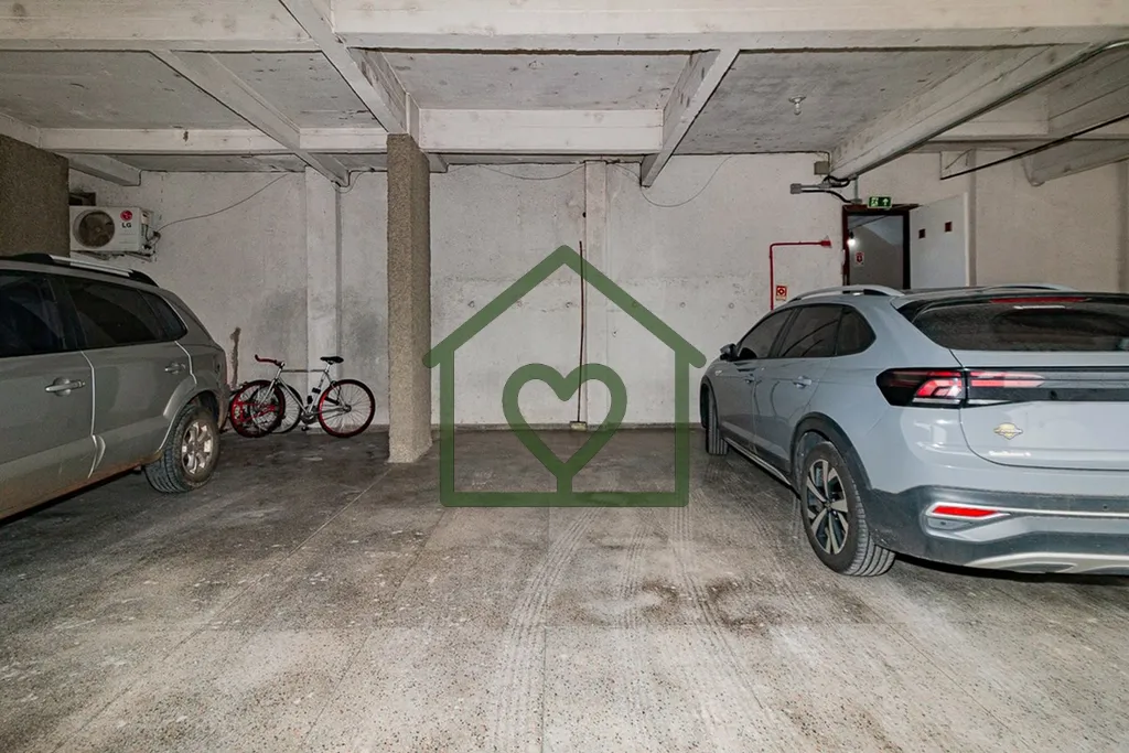 Imagem Apartamento com 3 dormítórios, 1 suíte gigante e mais dependência completa. A planta do imóvel ...