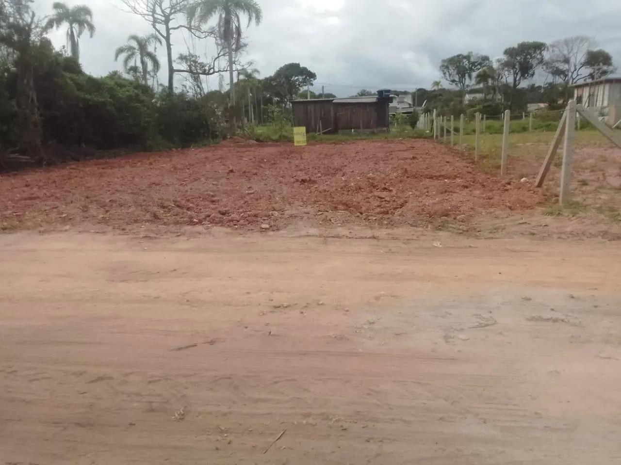 Imagem Vendo lote na praia do Erwino