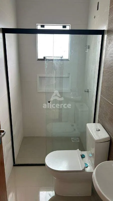 Imagem Sobrados Novos com 3 Dormitórios 1 suíte e e Spa Privativo - Sertão do Imaruí - São José - SC