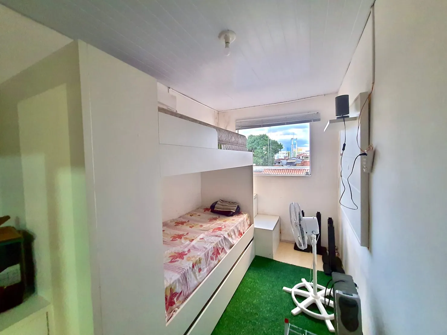 Imagem Comercial para Locação 832M², Moreira César, Pindamonhangaba - SP