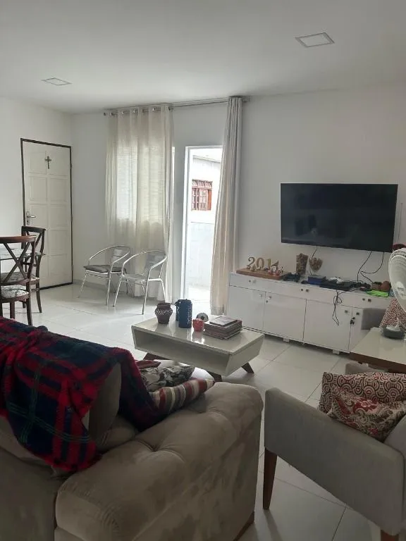 Imagem Apartamento de 88 m² no Portal do Sol, com 3 quartos, 1 suíte, varanda, planejados e excelente localização em João Pessoa.