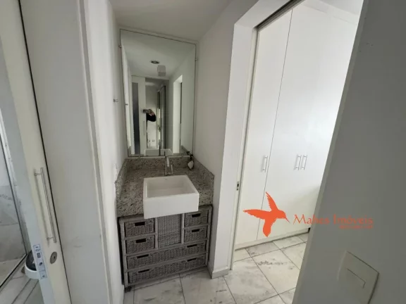 Imagem Apartamento à venda em Pinheiros, São Paulo-SP: 1 quarto, 1 sala, 1 banheiro, 1 vaga de garagem, 42m² de área. Venha conferir!