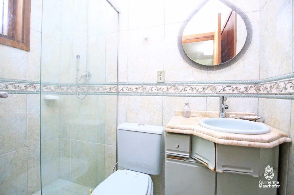Imagem Casa para Venda - 240m², 4 dormitórios, sendo 3 suites, 6 vagas - Jardim Sabará