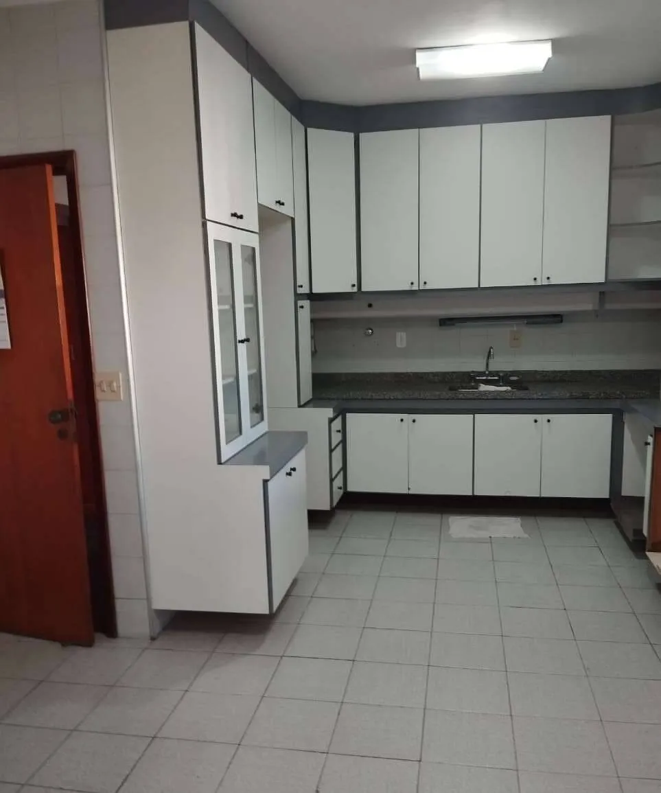 Imagem Apartamento de 4 dormitórios na Vila Bastos - Santo André