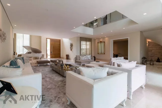 Imagem Casa de Condomínio em Alphaville - Santana de Parnaíba, SP