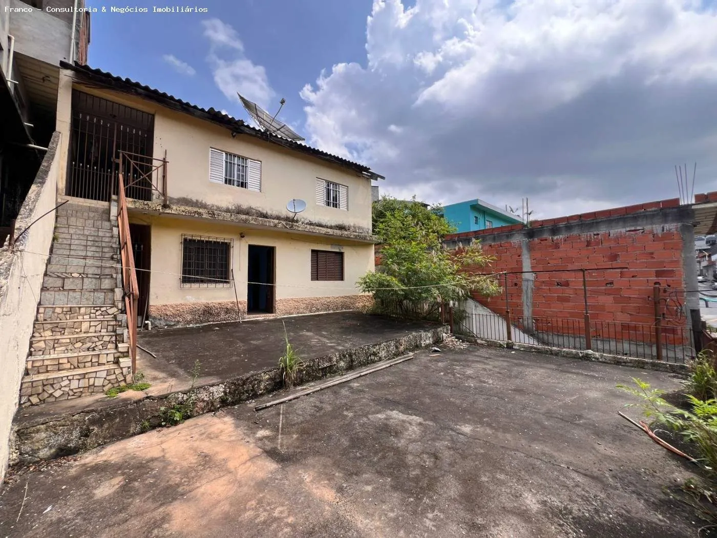 Imagem Sobrado para Venda em Franco da Rocha, Vila Bela, 5 dormitórios, 2 suítes, 4 banheiros, 2 vagas