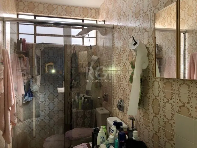 Imagem Casa para Venda - 200m², 3 dormitórios, sendo 1 suites, 2 vagas - Chácara das Pedras