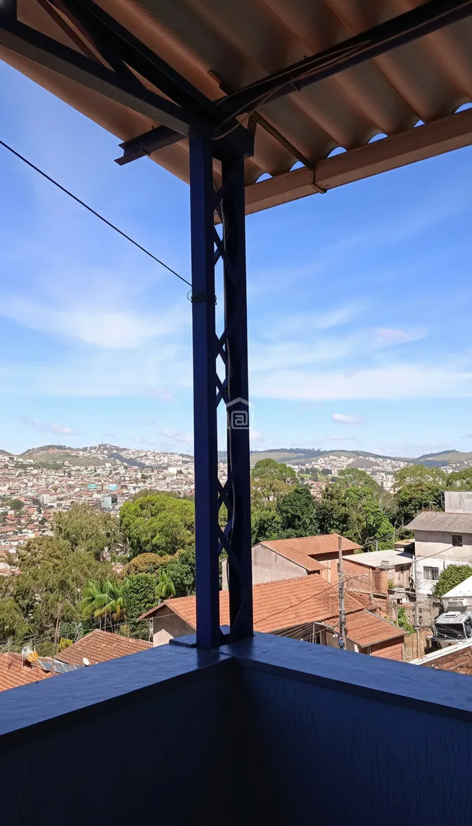 Imagem Casa 2 quartos à venda em Santana do Pedregal, Poços de Caldas