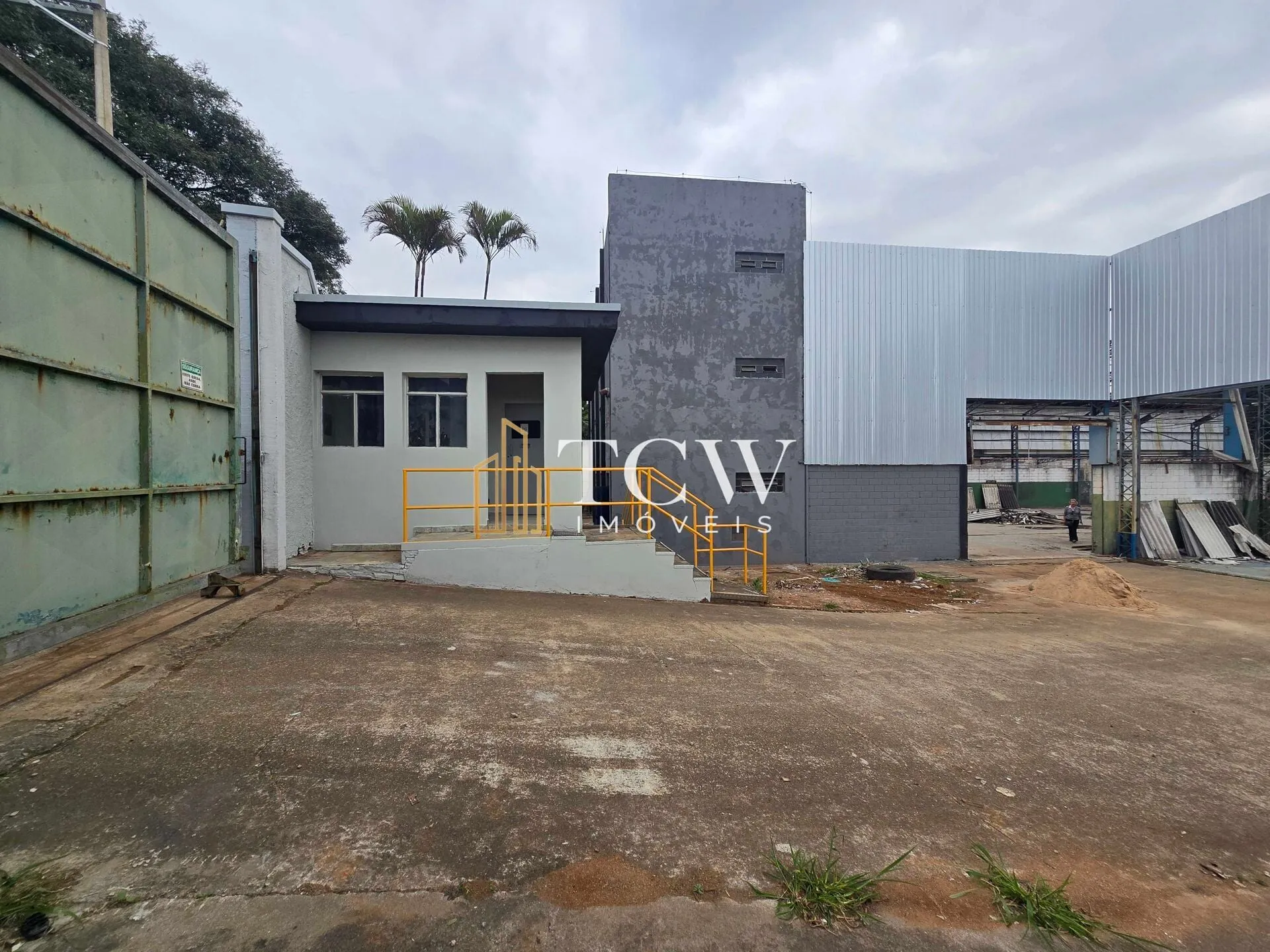 Foto do imóvel: Galpão Logístico para Locação em Guarulhos/SP | 5.480 m² | Próximo à Rodovia Presidente Dutra em Cidade Aracilia