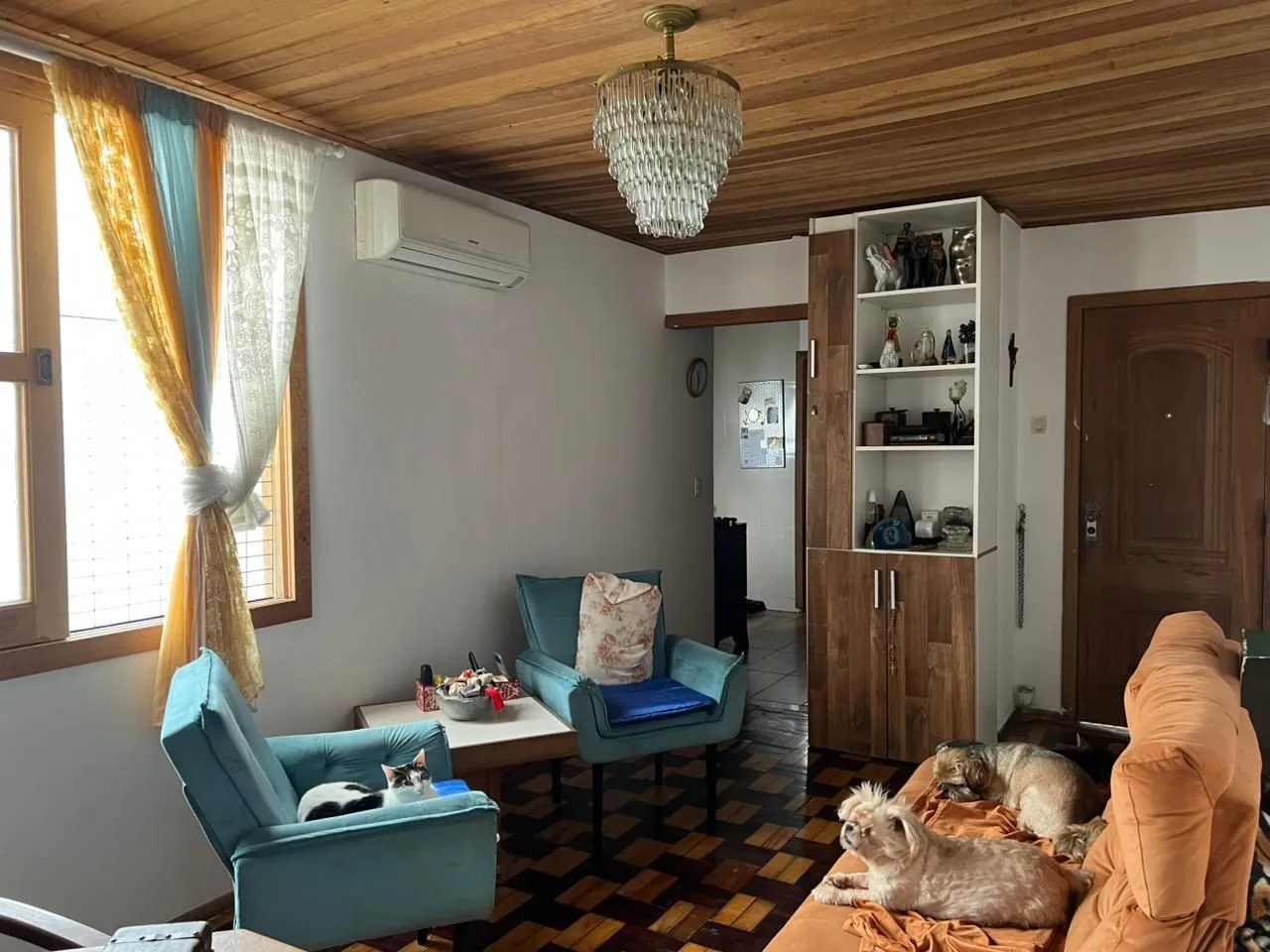 Imagem Apartamento com 03 quartos e 02 banheiros no Centro Histórico de Porto Alegre.