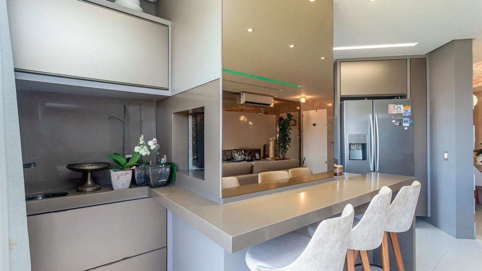 Imagem Apartamento com 3 quartos, 3 vagas e 105m² - Bairro Vila Jardim