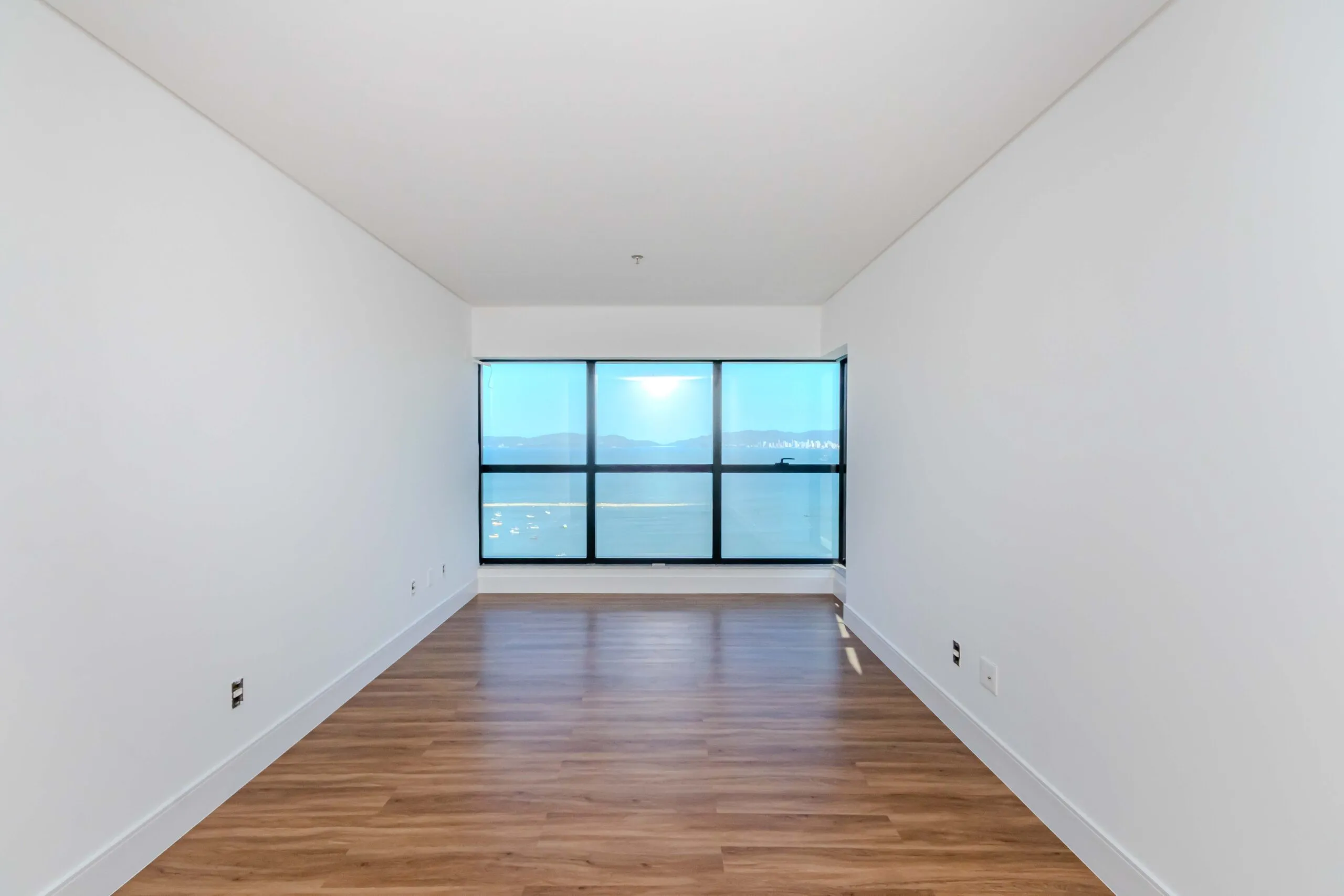 Imagem Apartamento com vista para o mar à venda com 180m2 por R$ 7.200.000,00
