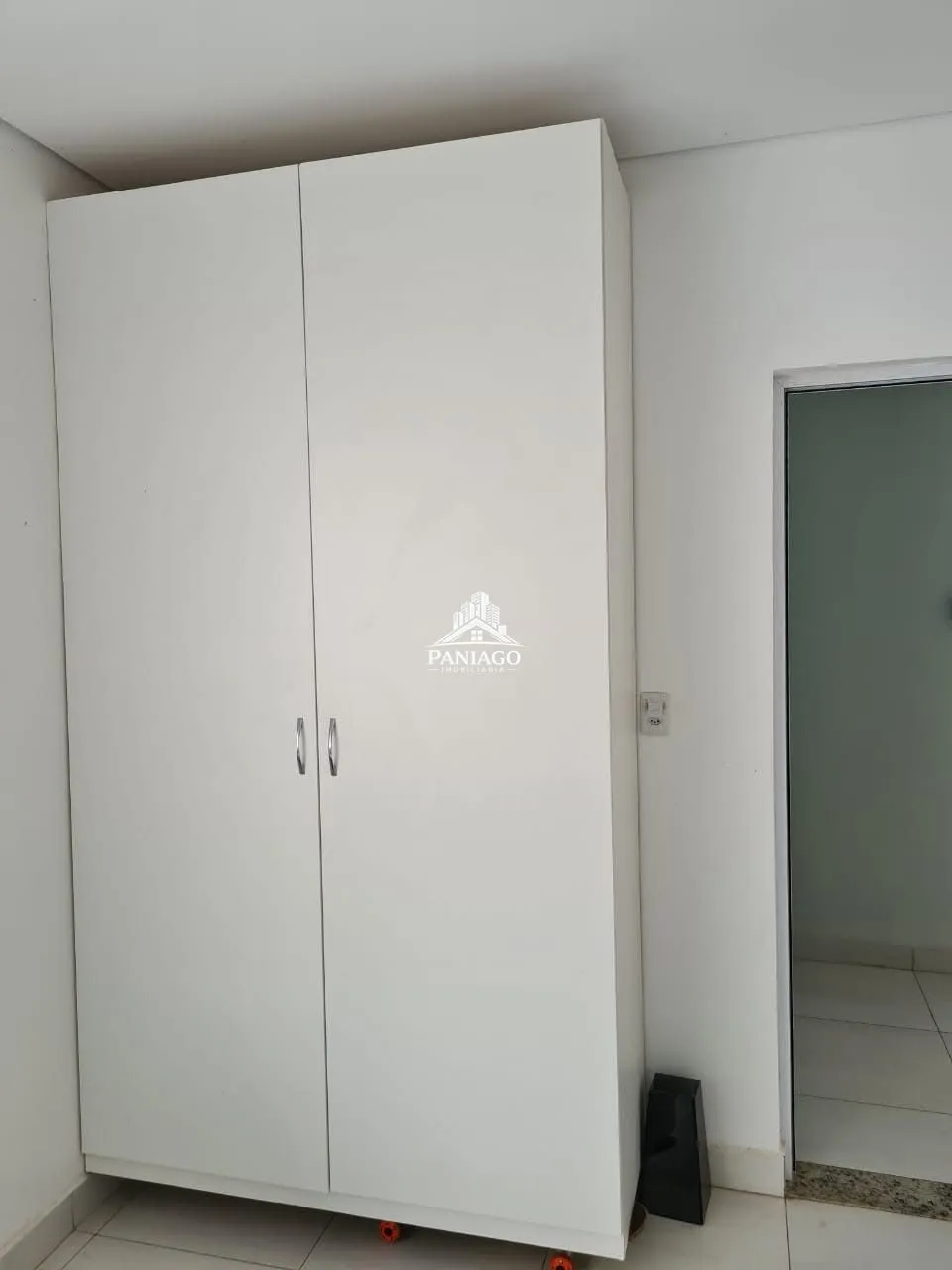 Imagem Casa com 3 Quartos, Piscina e Energia Solar à Venda no Jardim Comodoro