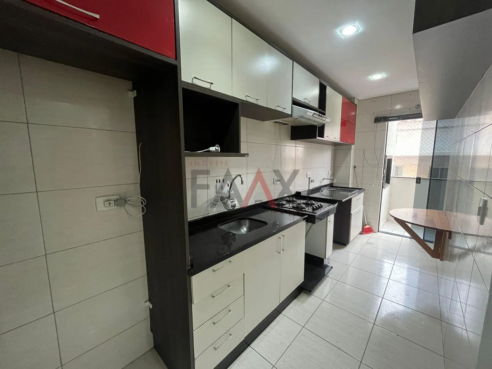 Imagem Apartamento Trianon 02 quartos garagem coberta, sacada com churasqueira.
