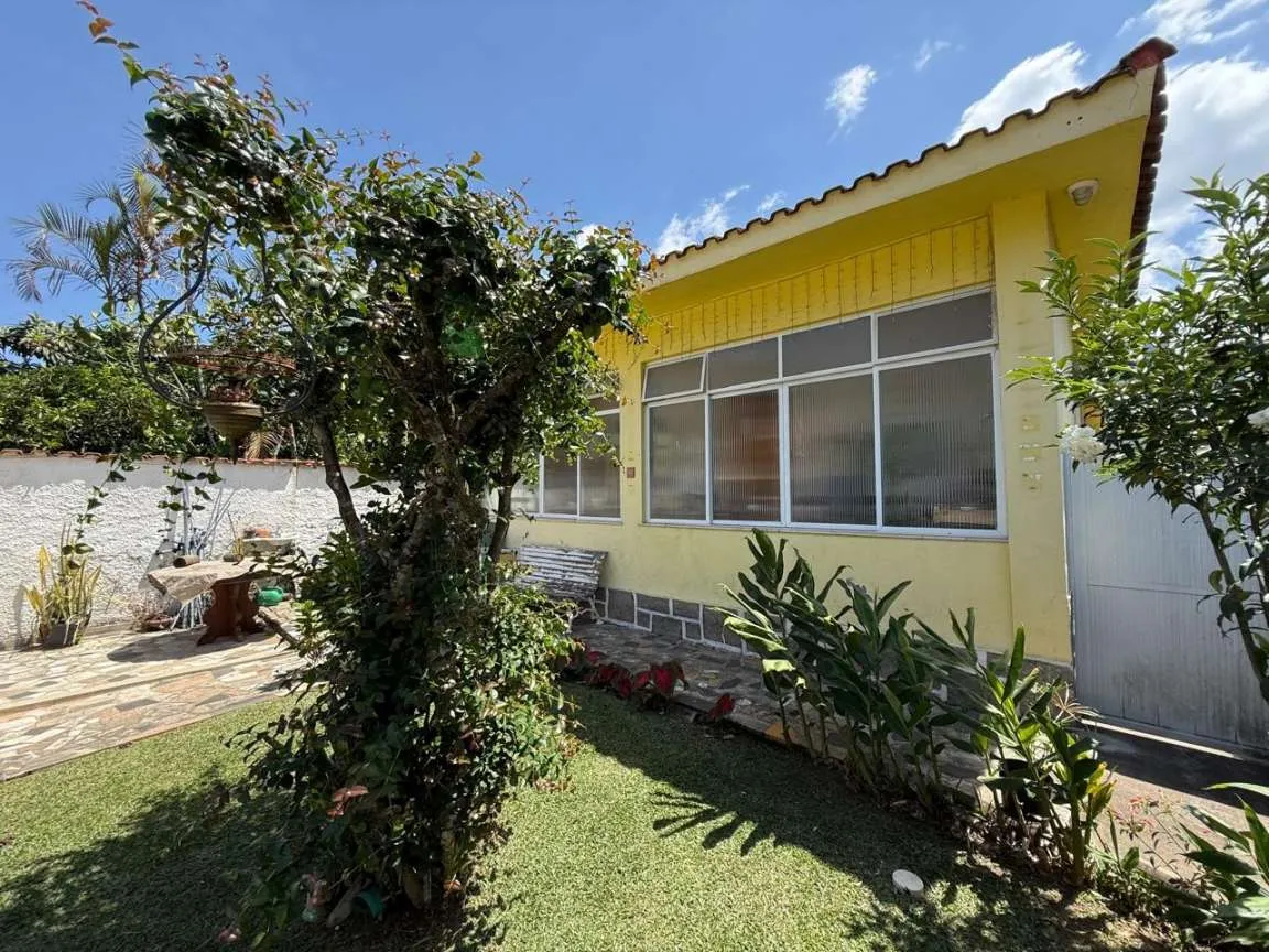 Foto do imóvel Casa para Venda em Teresópolis / RJ em Rua Lafaiete Lacerda Coutinho