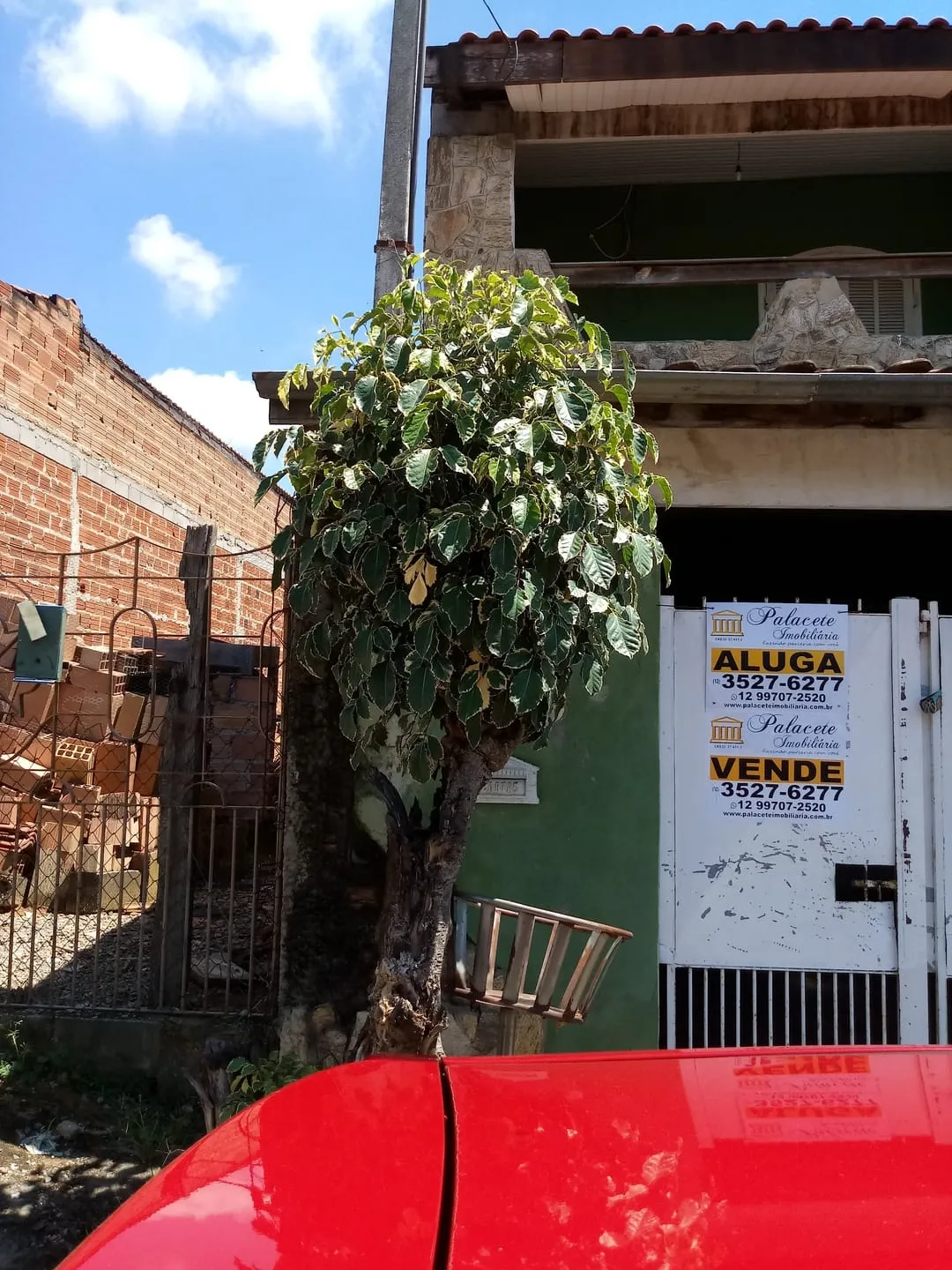 Imagem Casa à venda 3 Quartos, 1 Suite, 2 Vagas, 125M², Residencial Mombaça, Pindamonhangaba - SP