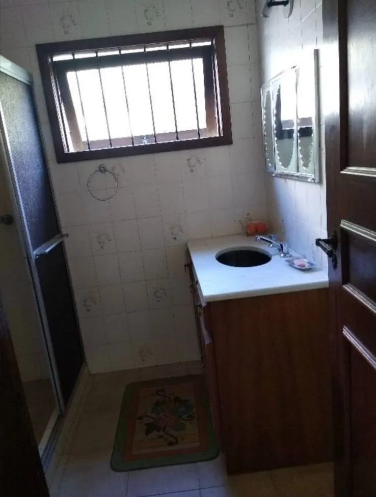 Imagem Casa Ampla no Jardim Carvalho com 4 dormitórios