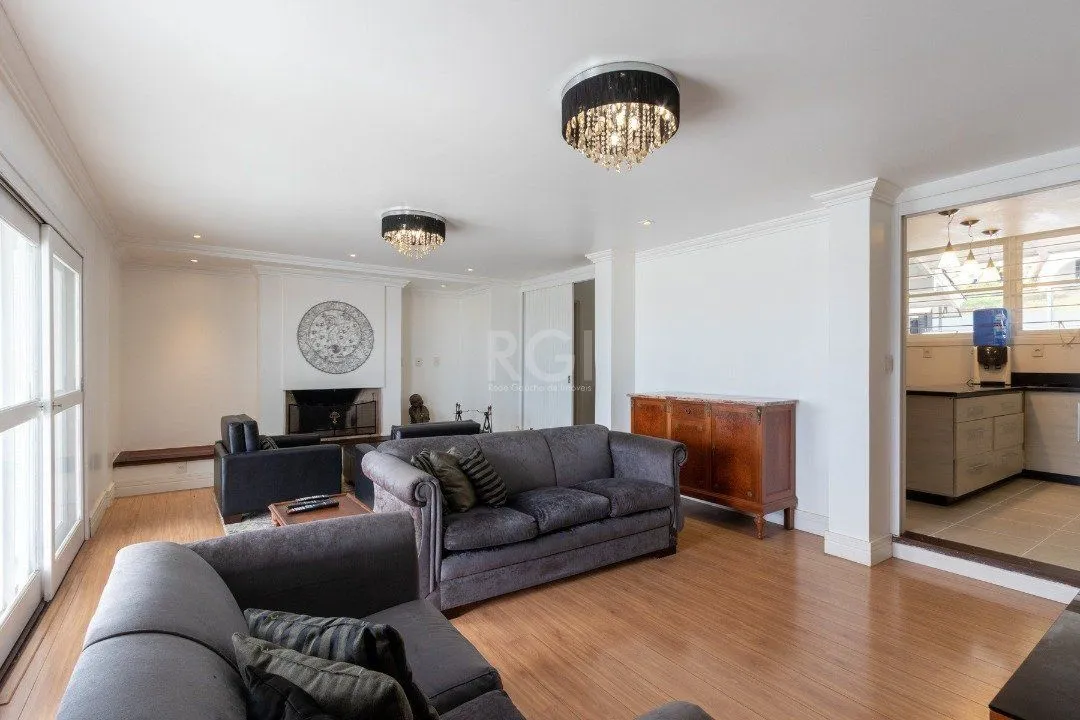 Imagem Casa para Venda - 312m², 5 dormitórios, sendo 3 suites, 6 vagas - Vila Conceição