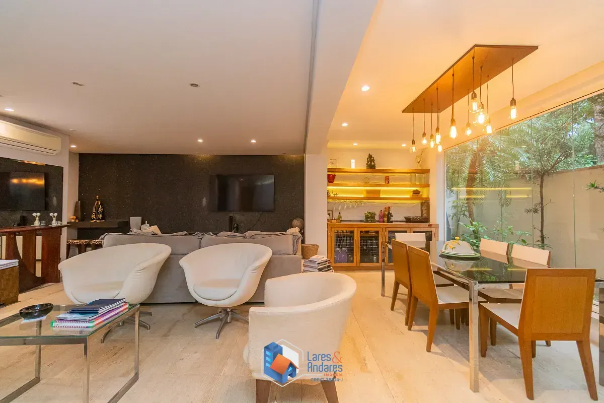 Foto do imóvel Apartamento garden para venda em Santo Amaro com 2 quartos, sendo 2 suítes, 202m² em Rua Marechal Deodoro