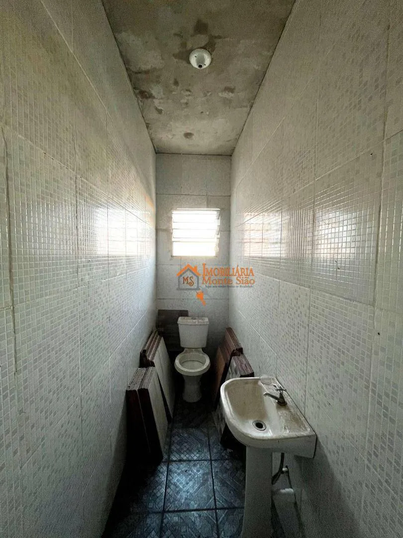 Imagem Sobrado com 4 dormitórios à venda, 250 m² por R$ 540.000,00 - Parque Santos Dumont - Guarulhos/SP