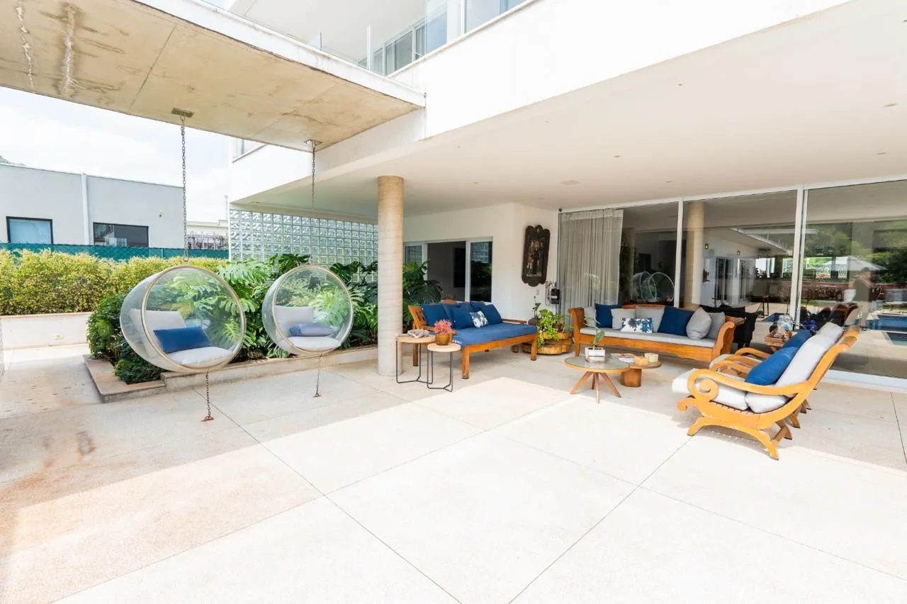 Imagem Casa 5 suítes e com 1900m² Condomínio Tamporé 1- Sp