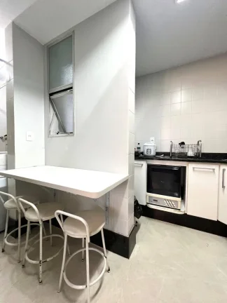 Imagem Cobertura à Venda com 150m², 3 Quartos, 2 Suítes e 4 Vagas -Excelente Local