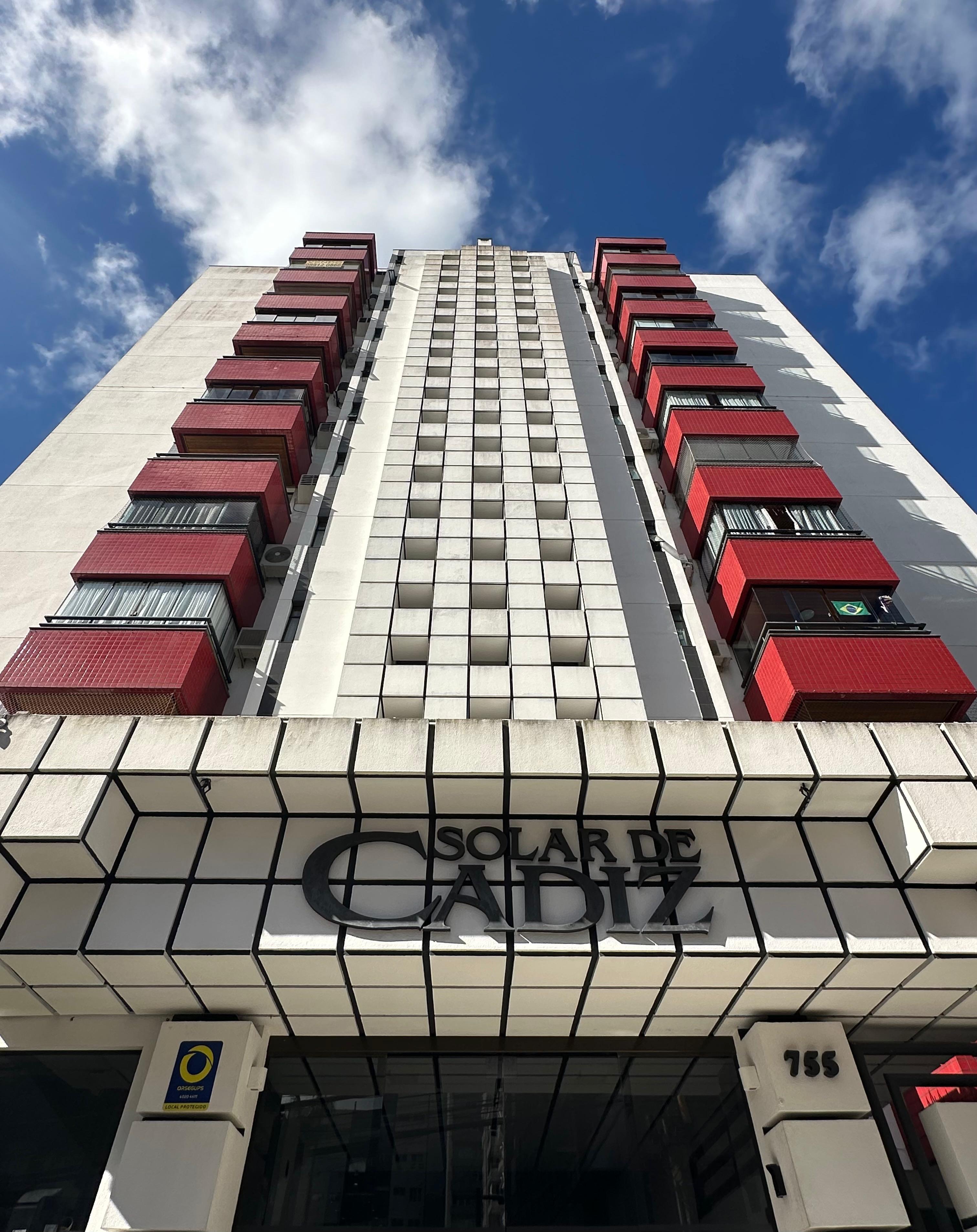 Imagem Apartamento com 3 Quartos à Venda, 107 metros em Centro - Florianópolis