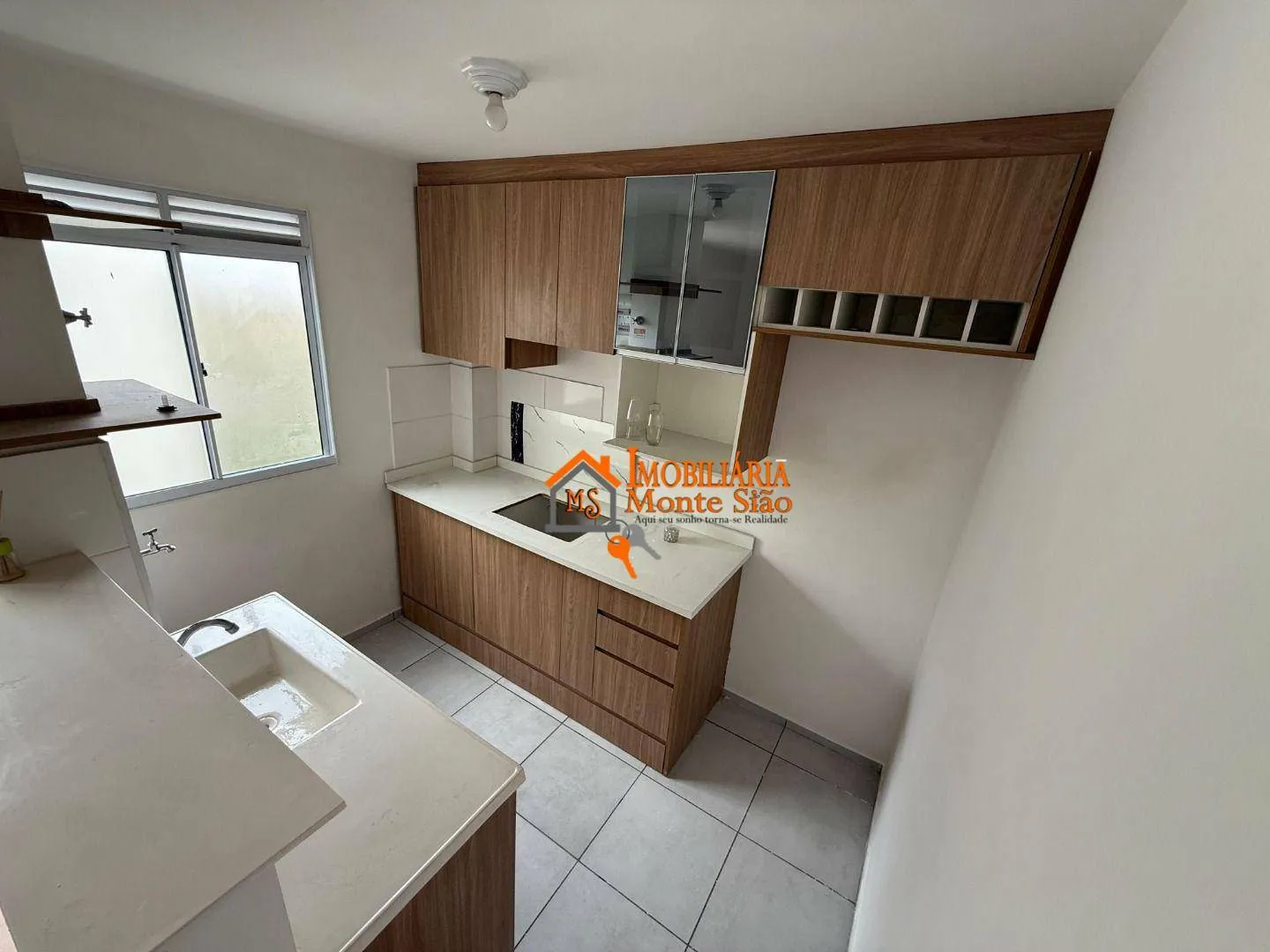 Imagem Apartamento com 2 dormitórios à venda, 38 m² por R$ 215.000,00 - Jardim Novo Portugal - Guarulhos/SP