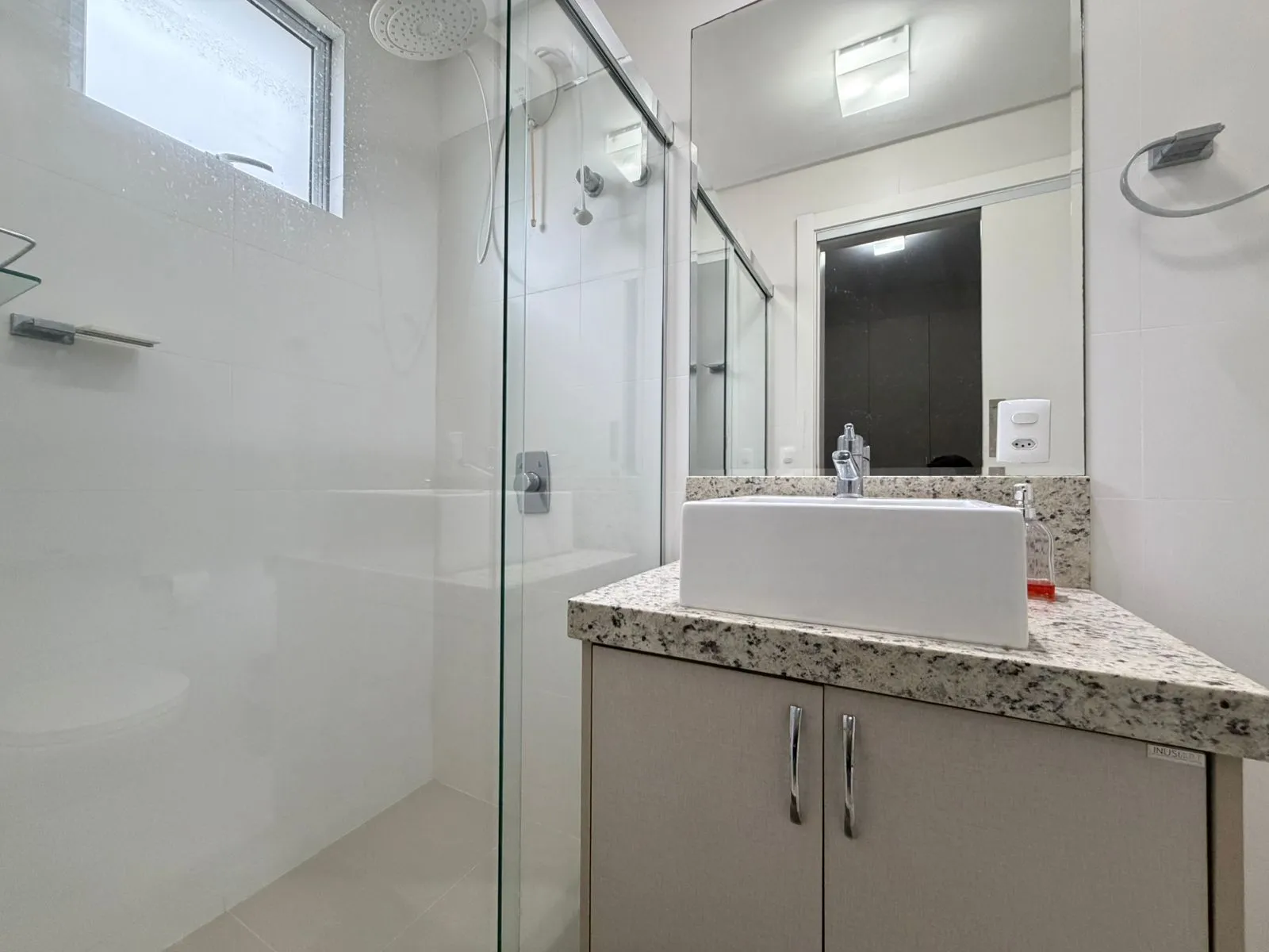 Imagem Apartamento com vista para o mar à venda com 142m2 por R$ 2.350.000,00