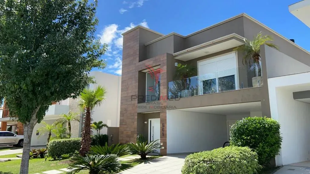 VIVER COM ELEGÂNCIA: CASA DE ALTO PADRÃO NO VEREDAS ALTOS DO LARANJAL