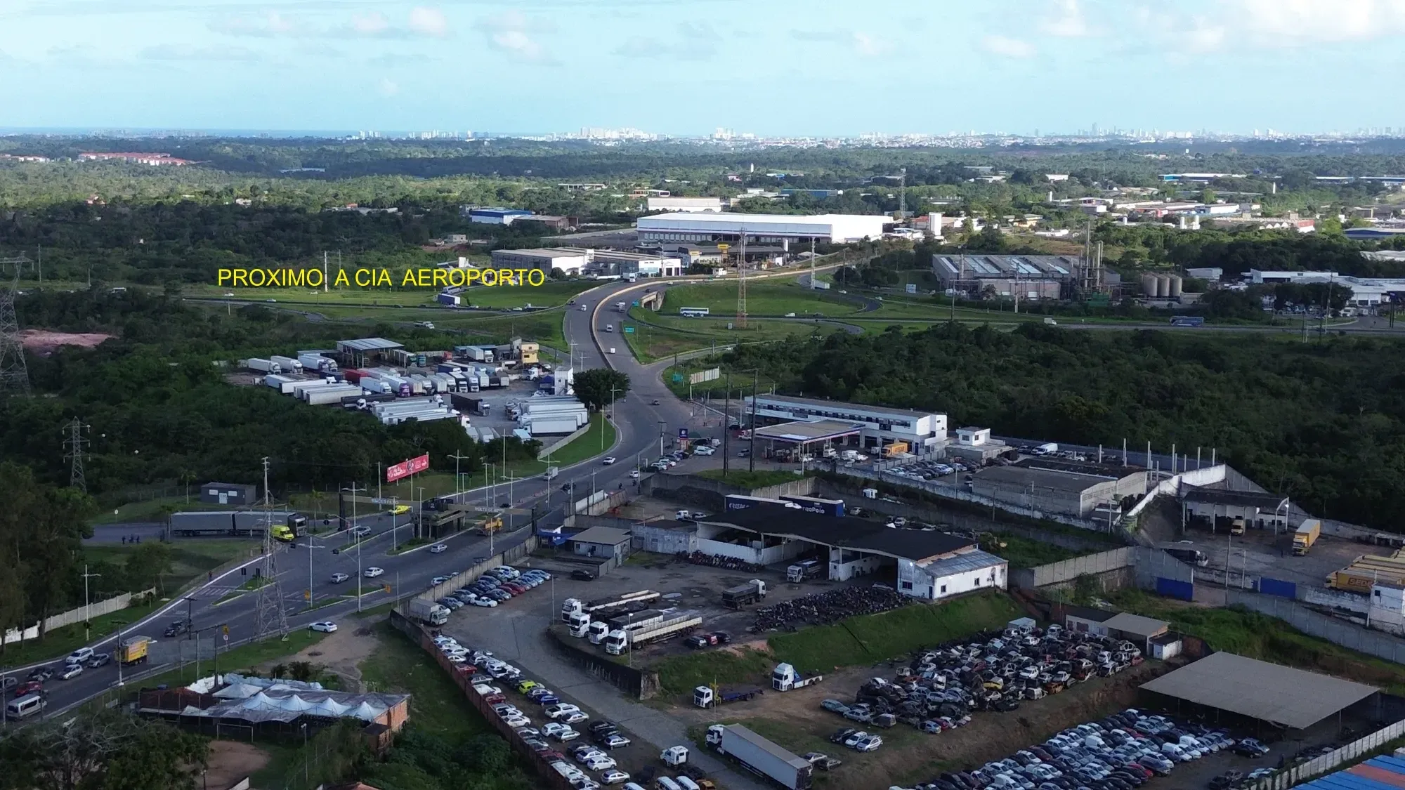 Imagem Terreno à Venda, 2100 metros em Centro - Simões Filho