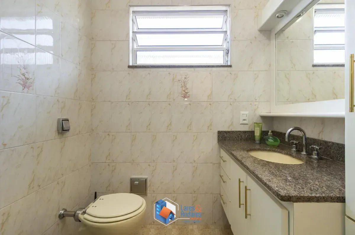 Imagem Sobrado para venda em Vila Madalena com 3 quartos, sendo 1 suíte, 168m²