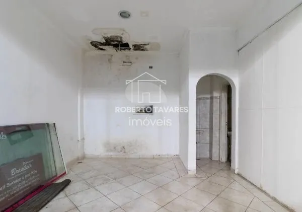 Imagem Loja comercial com 700m² - Galeria com 18 Lojas - Portas com 24 metros de frente, com bastante Visibilidade.