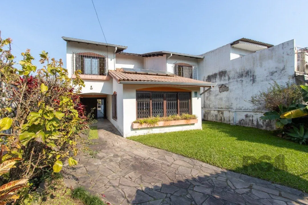 Imagem Casa para Venda - 72.6m², 4 dormitórios, sendo 1 suites, 6 vagas - Camaquã