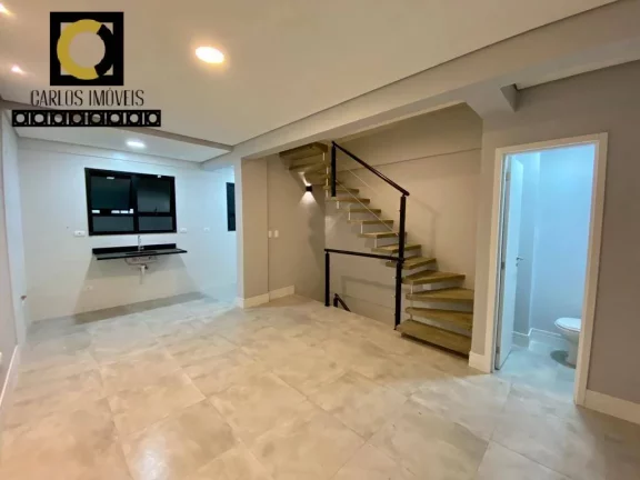 Imagem Sobrado tríplex com piscina na cobertura à VENDA !