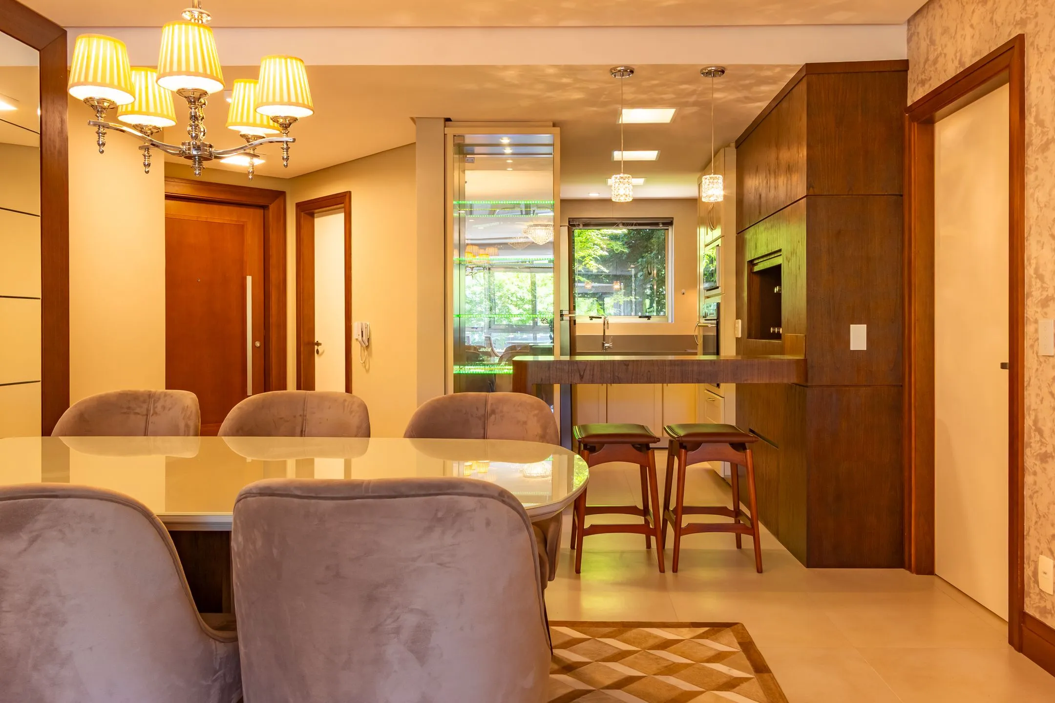 Imagem Apartamento à venda em Gramado, Centro, com 3 quartos, 144.3m2