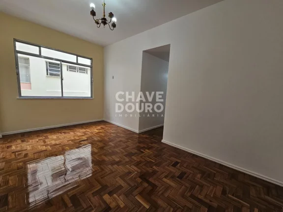 Foto do imóvel Apartamento de 1 quarto + 1 dependência próximo à Faculdade totalmente reformado! em Avenida Alberto Torres