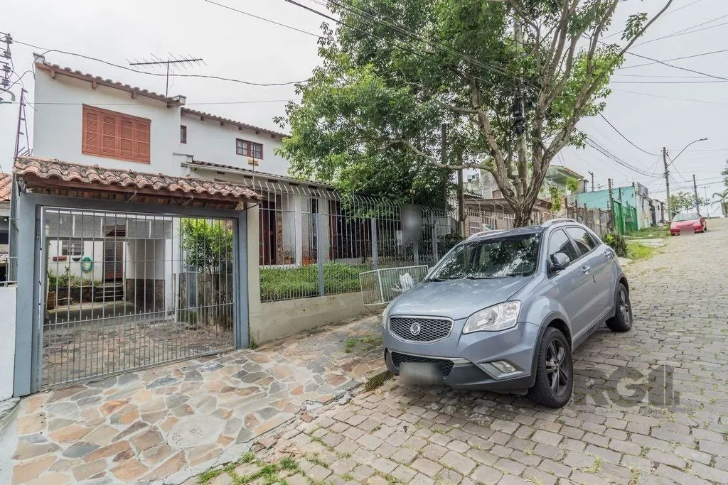 Imagem Casa 207m² - 3 dormitórios, 3 vagas no bairro Vila Nova