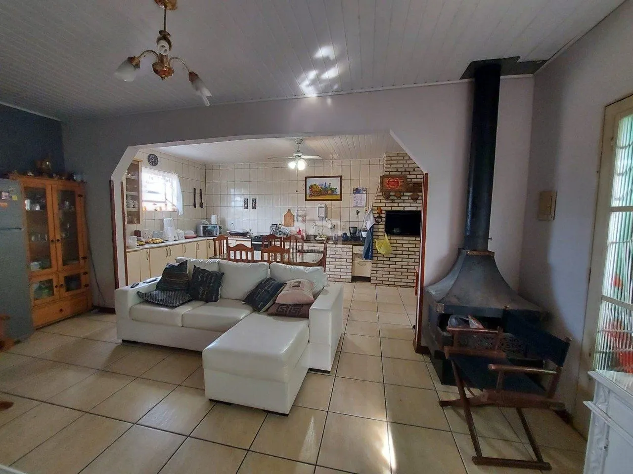 Imagem Casa para Venda - 279m², 6 dormitórios, sendo 2 suites, 3 vagas - Cavalhada, Poa