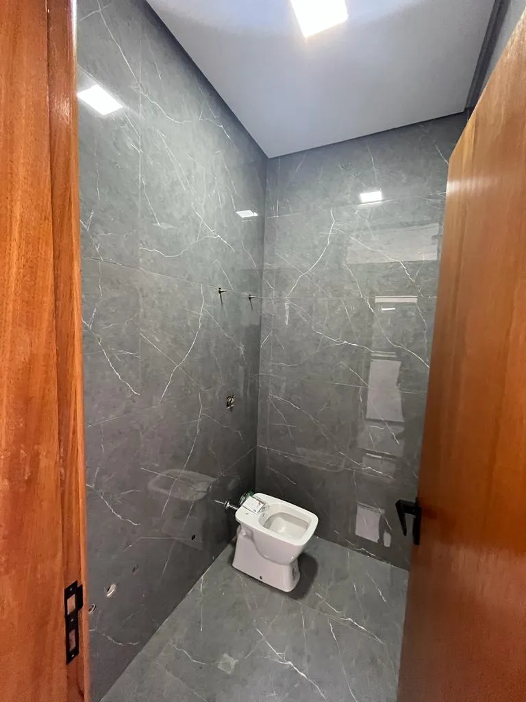 Imagem Casa 216m Umuarama-PR 135