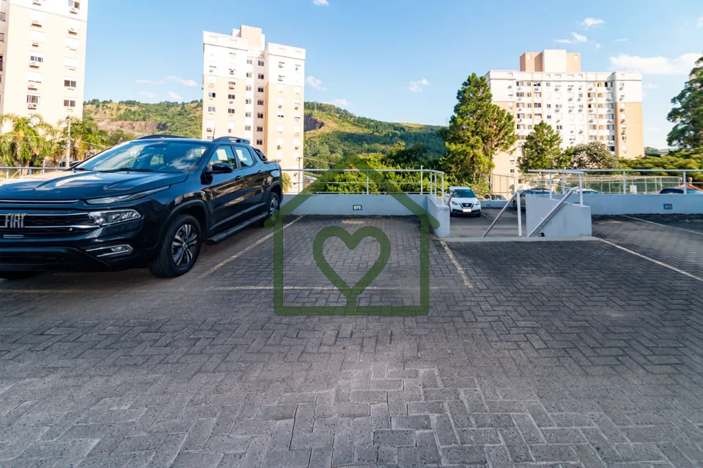 Imagem Heras vende Apartamento semi-mobiliado, Apartamento em andar alto, com vista 100% definida, excelent...