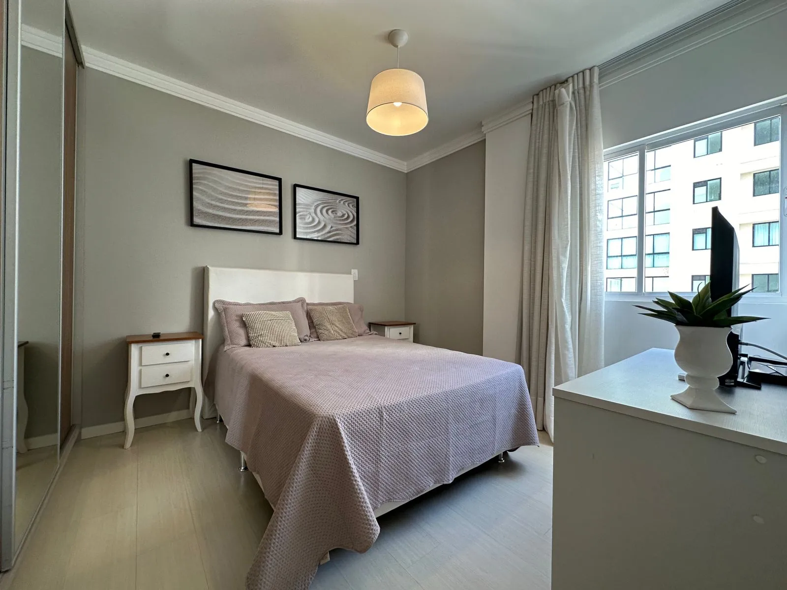 Imagem Apartamento à venda com 120m2 por R$ 2.500.000,00