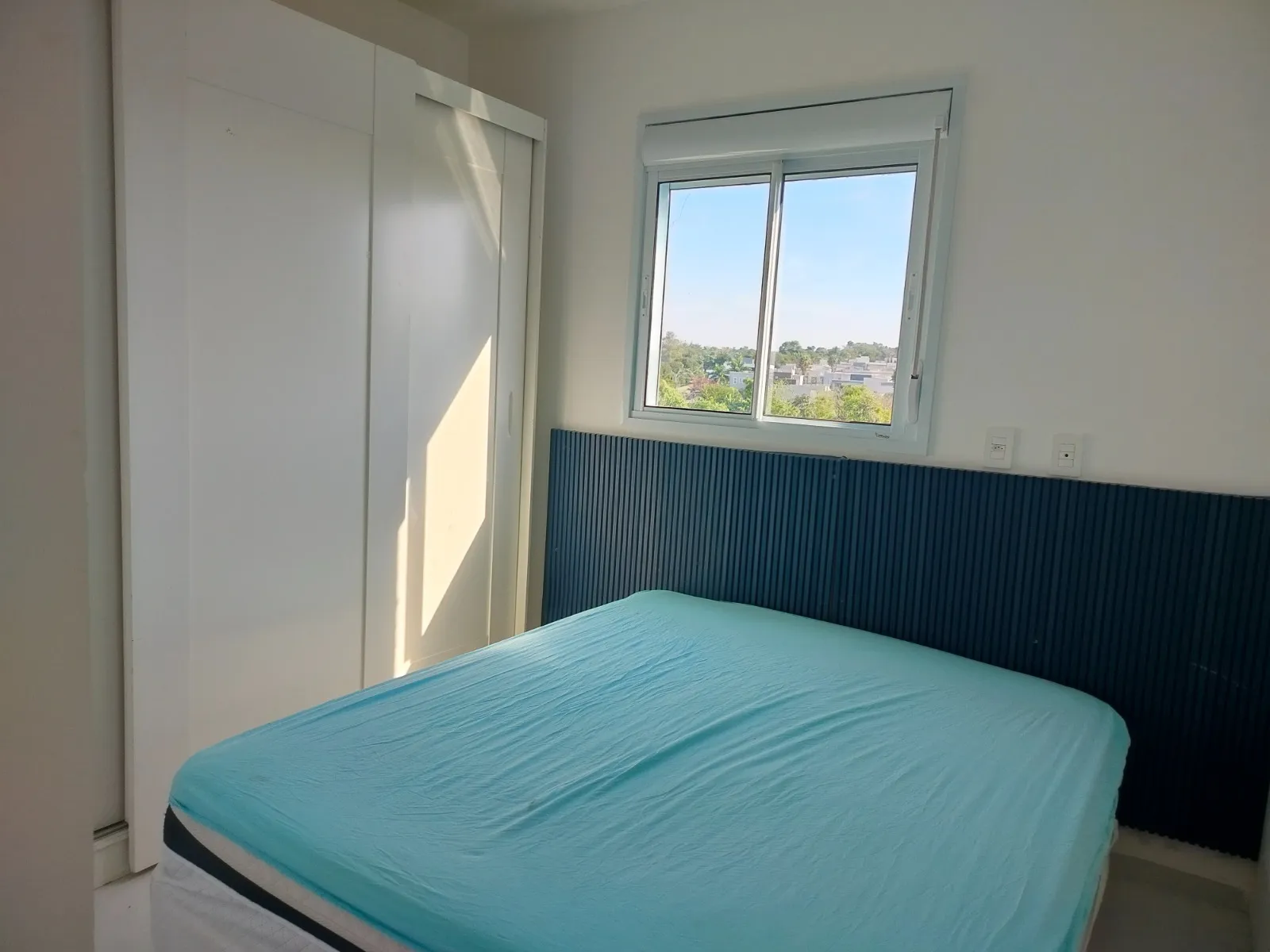 Imagem Apartamento Mobiliado com Três Dormitorios no Coração do Parque Campolim