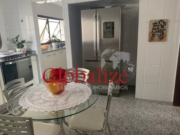 Imagem Apartamento à venda com 257m², 4 quartos, 2 suítes, 2 vagas por R$1.1700.000,00 no Gonzaga em Santos